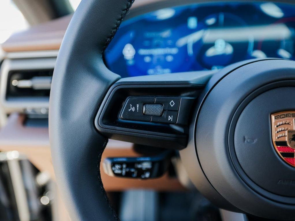 new 2025 Porsche Macan car