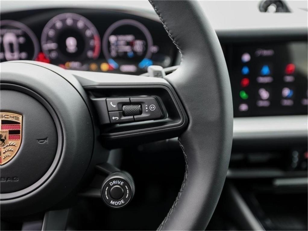 new 2025 Porsche Cayenne car