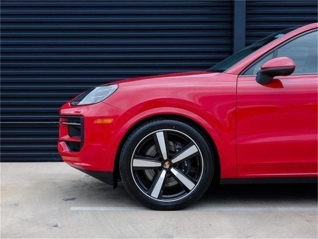 new 2025 Porsche Cayenne car