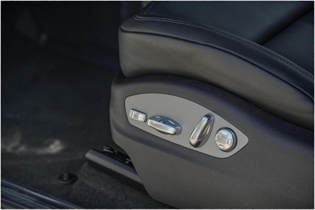 used 2025 Porsche Macan car, priced at $66,990