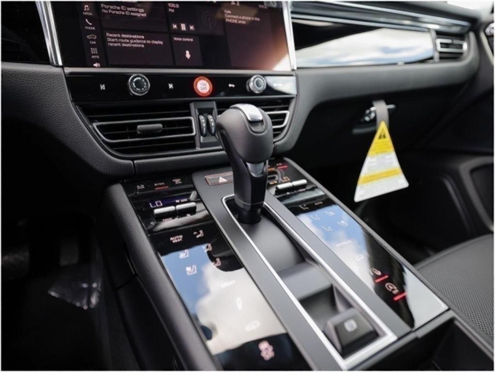 new 2025 Porsche Macan car