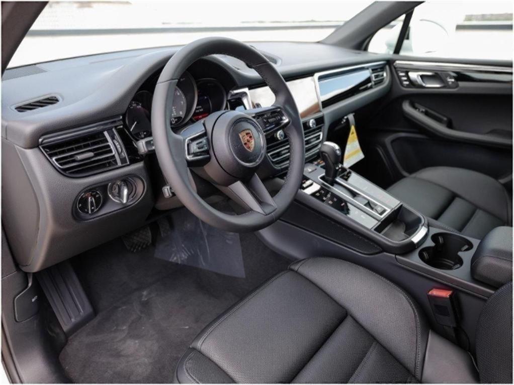 new 2025 Porsche Macan car