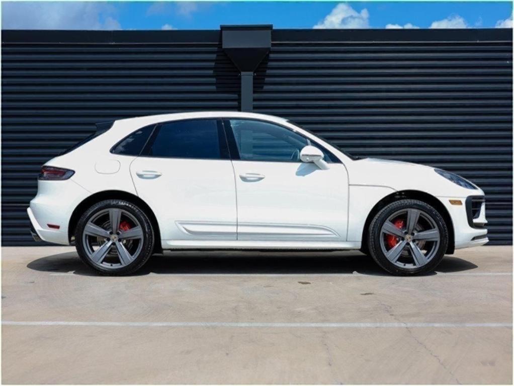 new 2025 Porsche Macan car