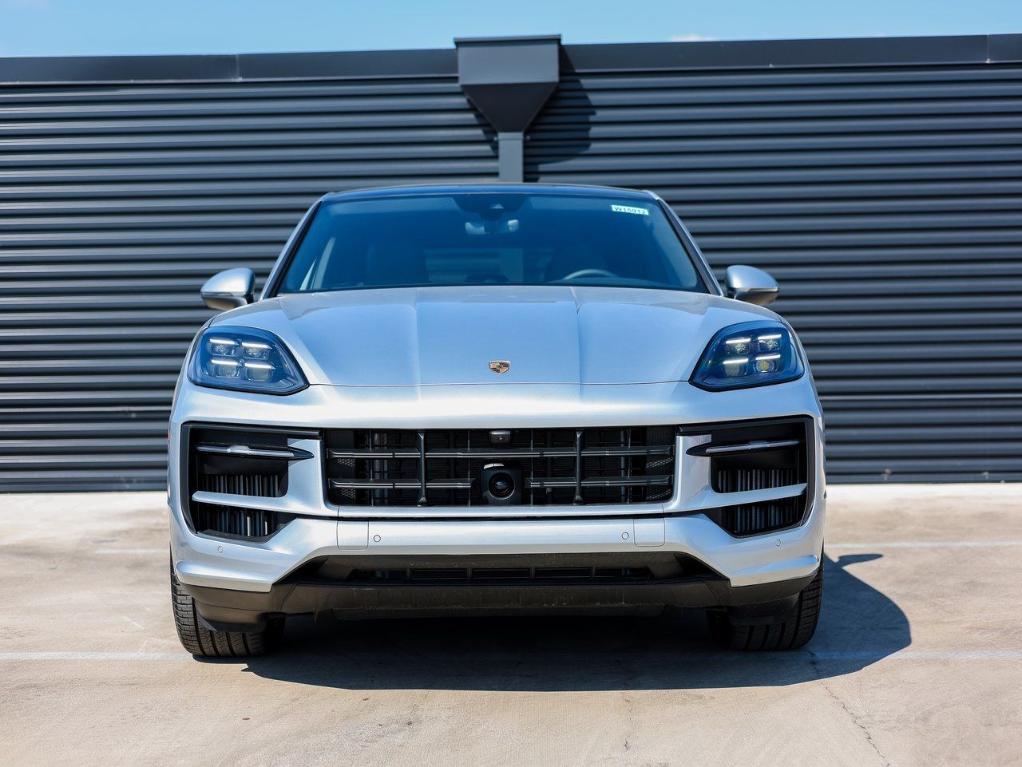 new 2025 Porsche Cayenne car