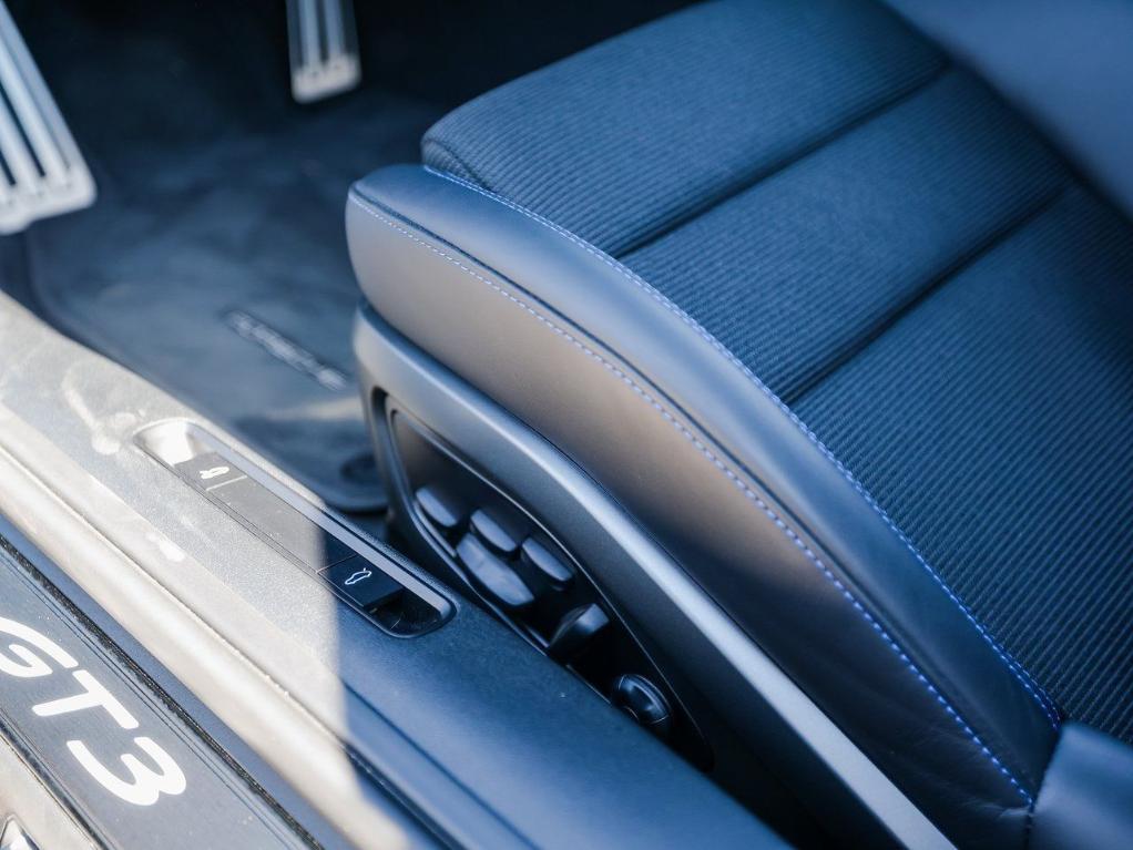 used 2022 Porsche 911 car, priced at $289,990