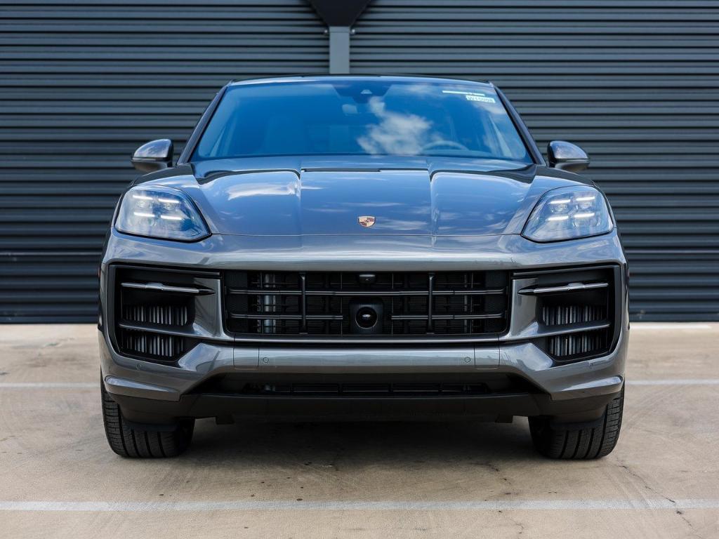 new 2025 Porsche Cayenne car
