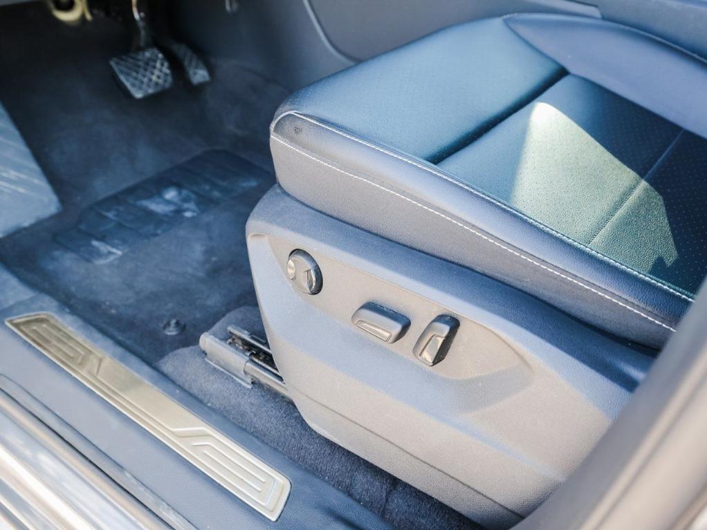 used 2021 Volkswagen Atlas car, priced at $24,693