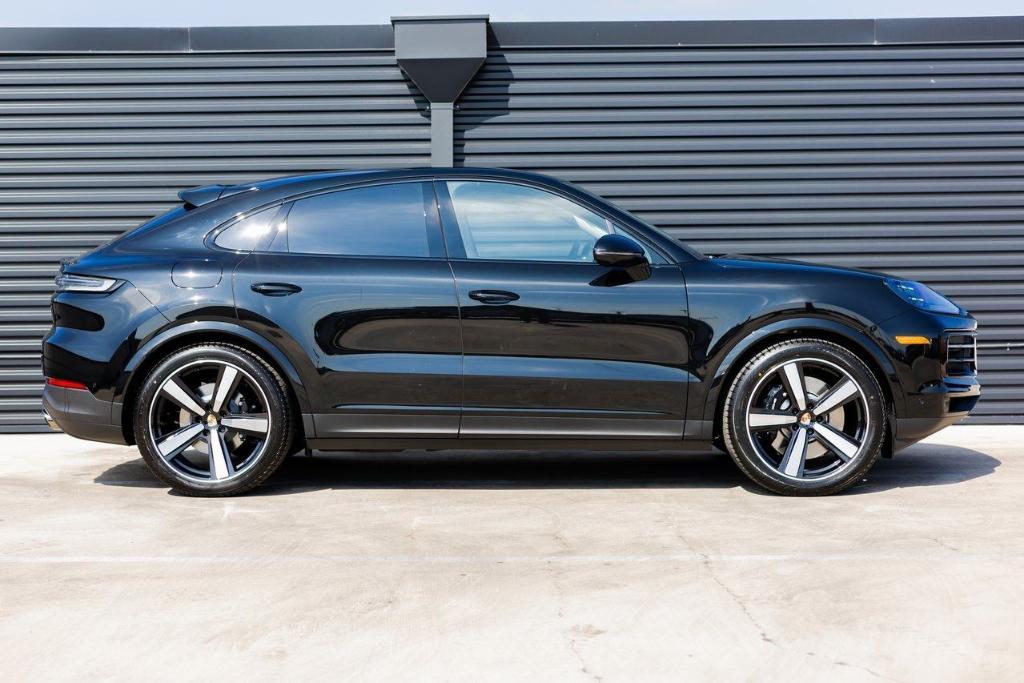 new 2026 Porsche Cayenne car