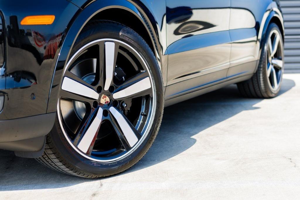 new 2026 Porsche Cayenne car
