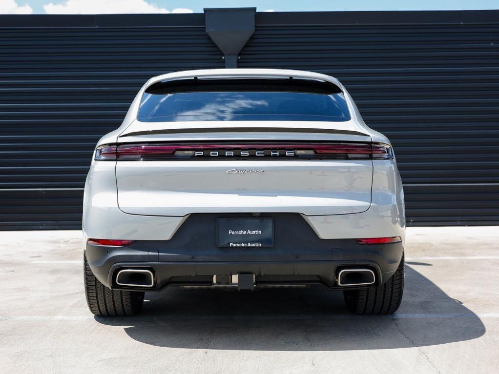 new 2025 Porsche Cayenne car