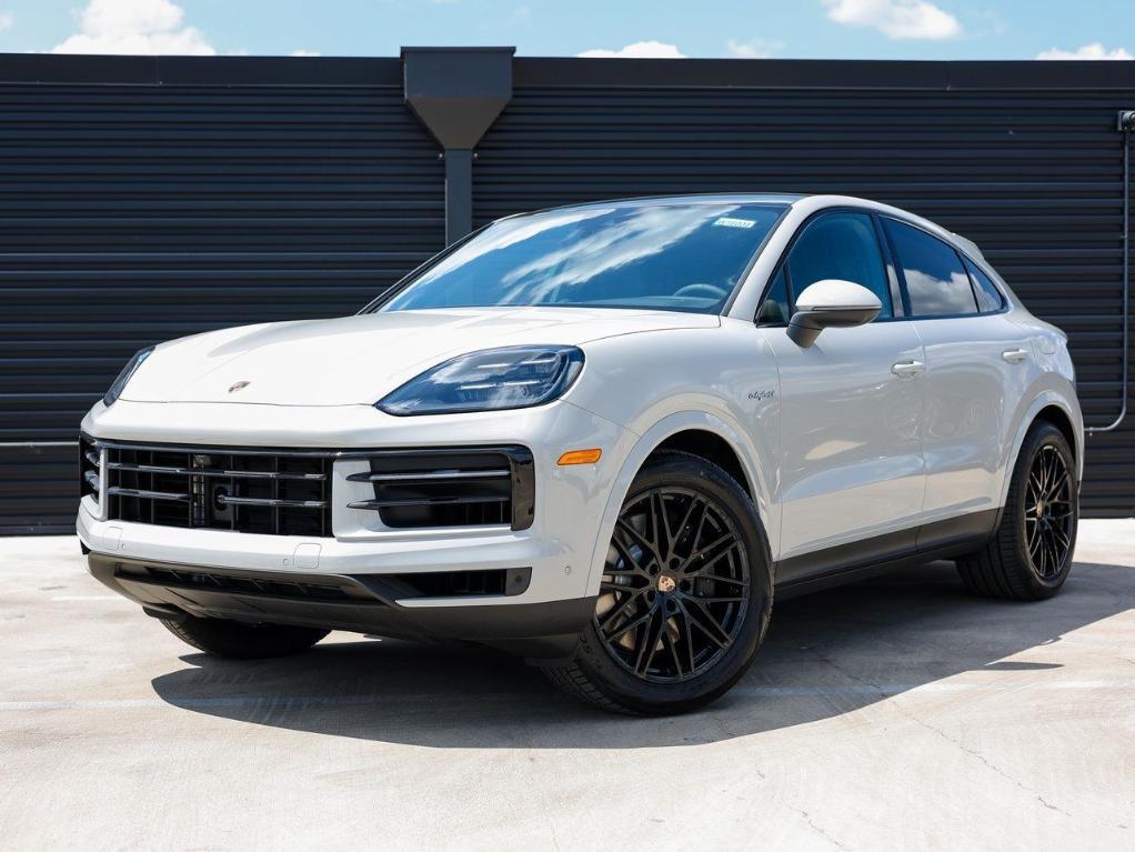 new 2025 Porsche Cayenne car