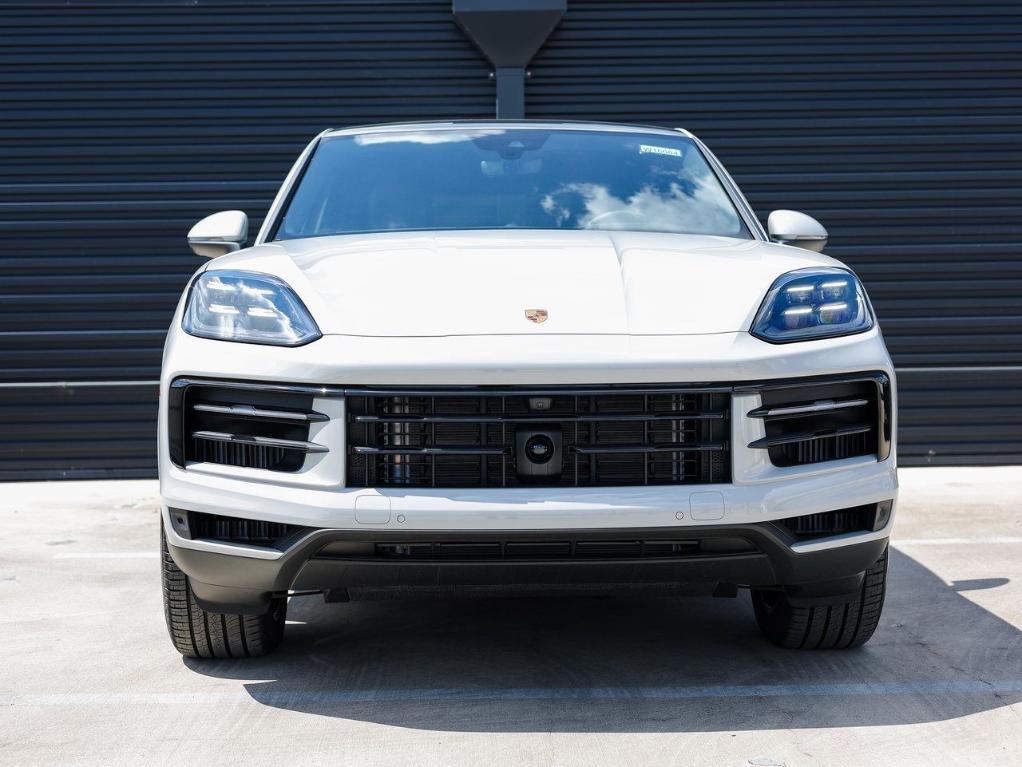 new 2025 Porsche Cayenne car