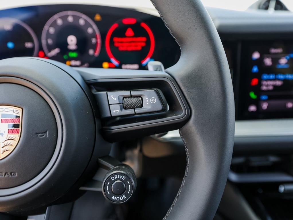 new 2025 Porsche Cayenne car