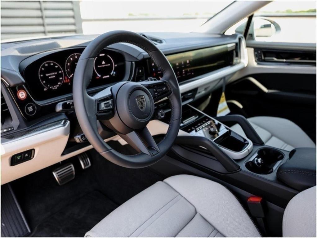 new 2025 Porsche Cayenne car