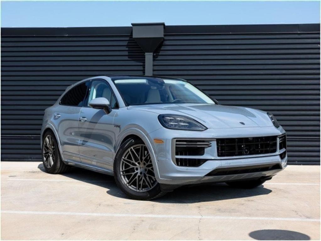 new 2025 Porsche Cayenne car