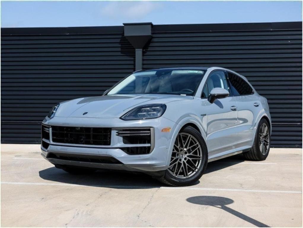 new 2025 Porsche Cayenne car