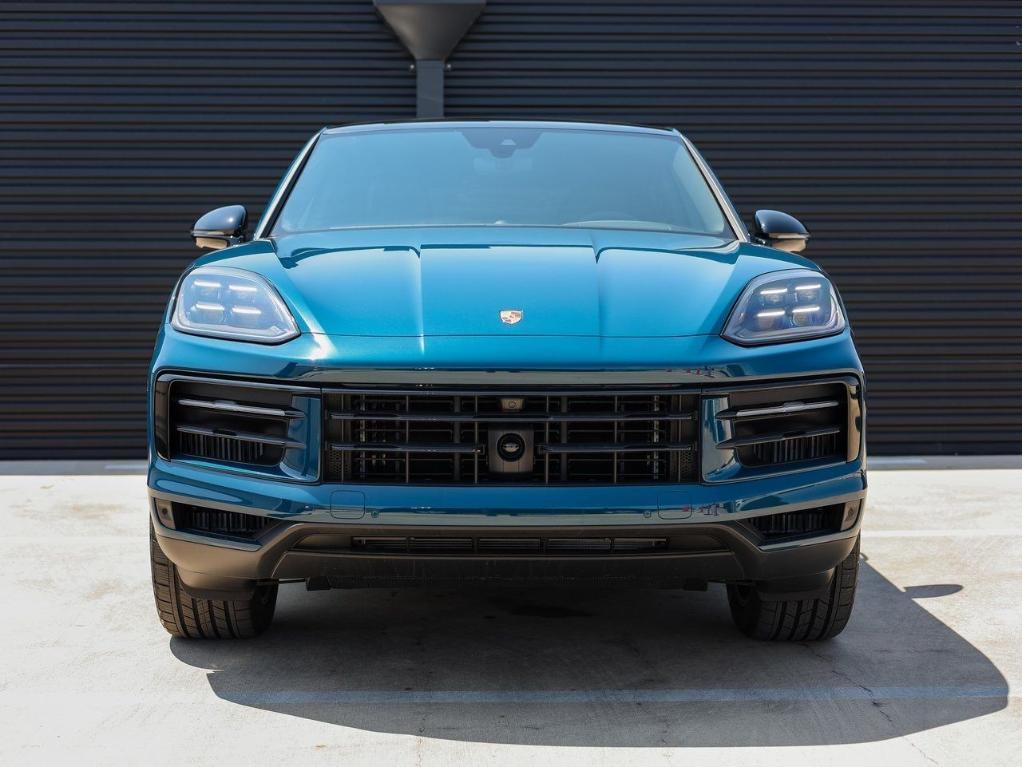 new 2025 Porsche Cayenne car