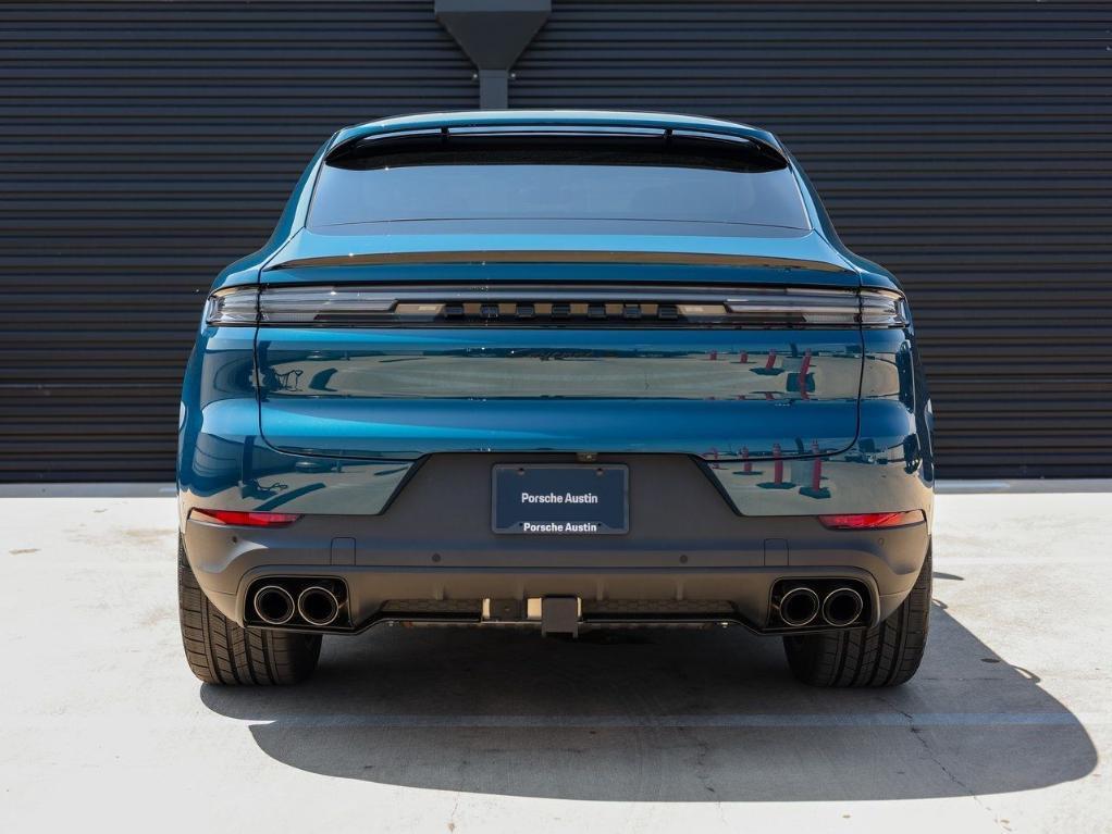 new 2025 Porsche Cayenne car