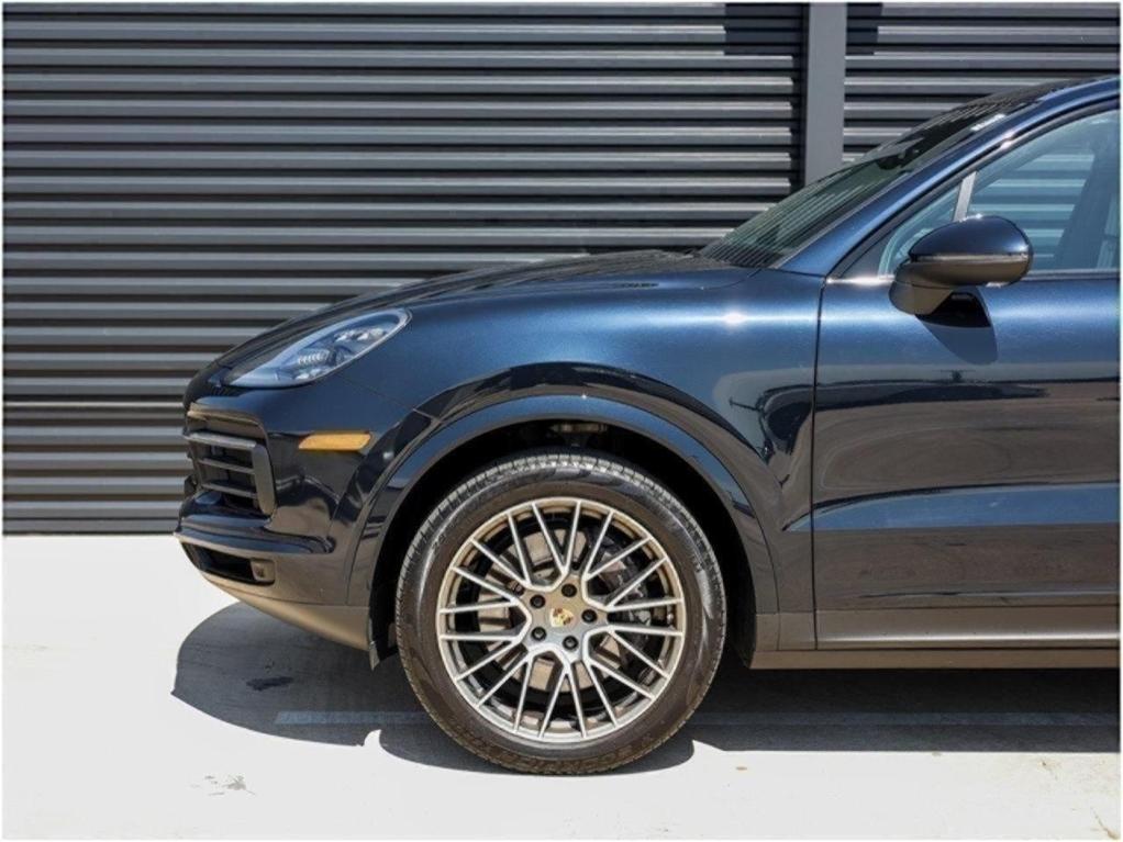 used 2022 Porsche Cayenne car, priced at $70,493