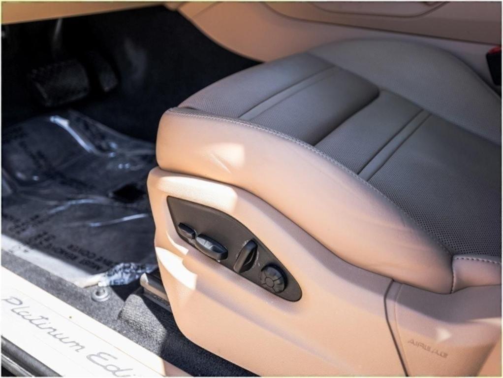 used 2022 Porsche Cayenne car, priced at $70,493