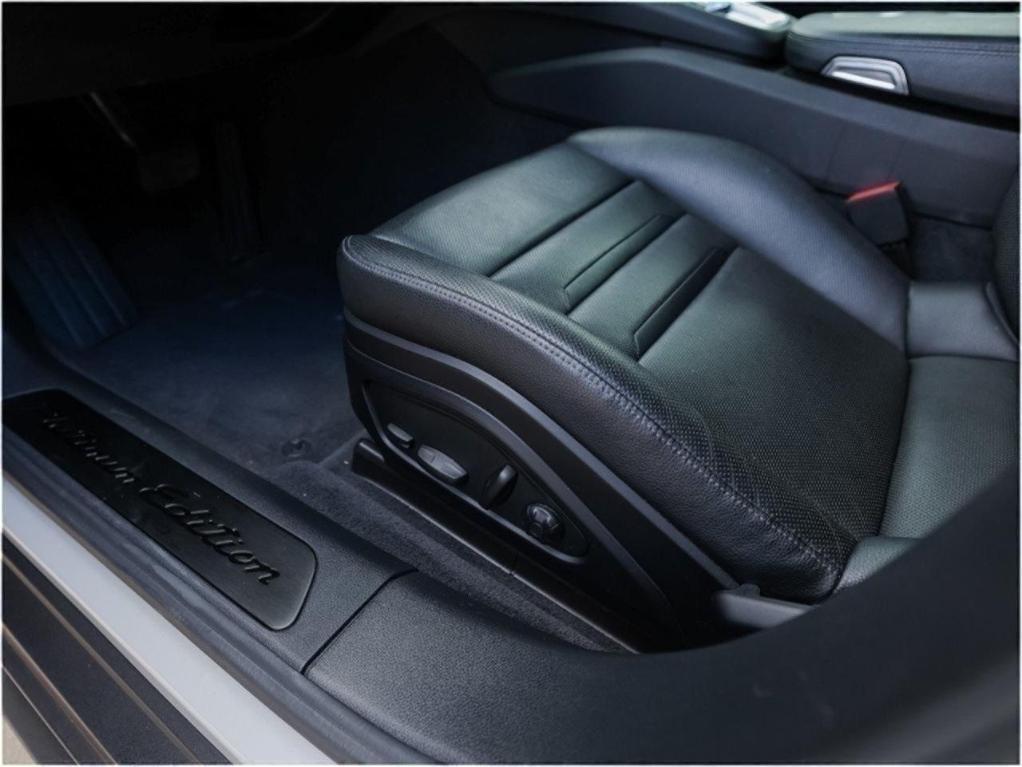 used 2022 Porsche Panamera car, priced at $84,990