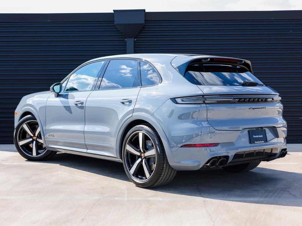 new 2026 Porsche Cayenne car