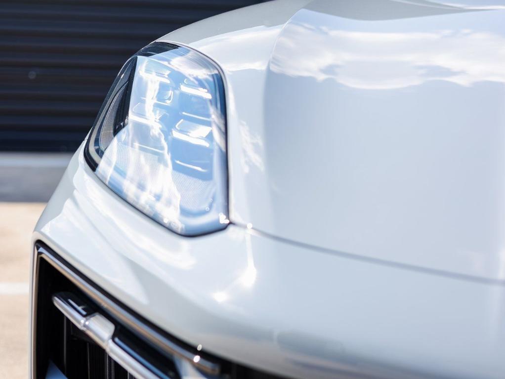 new 2026 Porsche Cayenne car