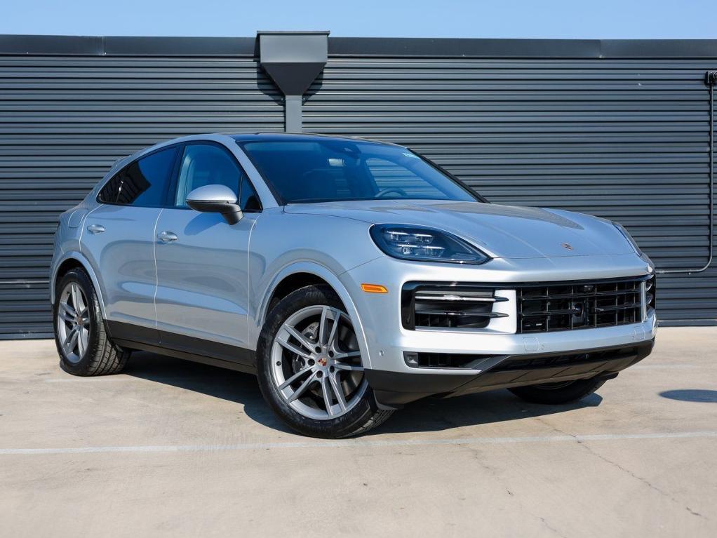 new 2025 Porsche Cayenne car