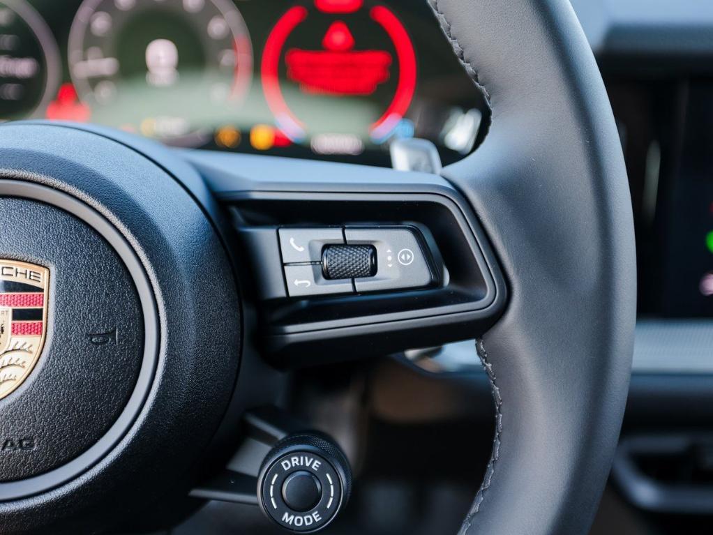 new 2025 Porsche Cayenne car