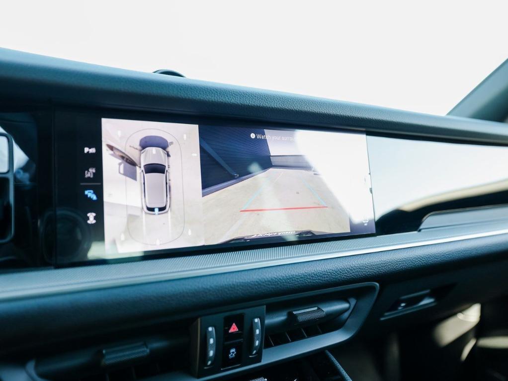 new 2026 Porsche Cayenne car