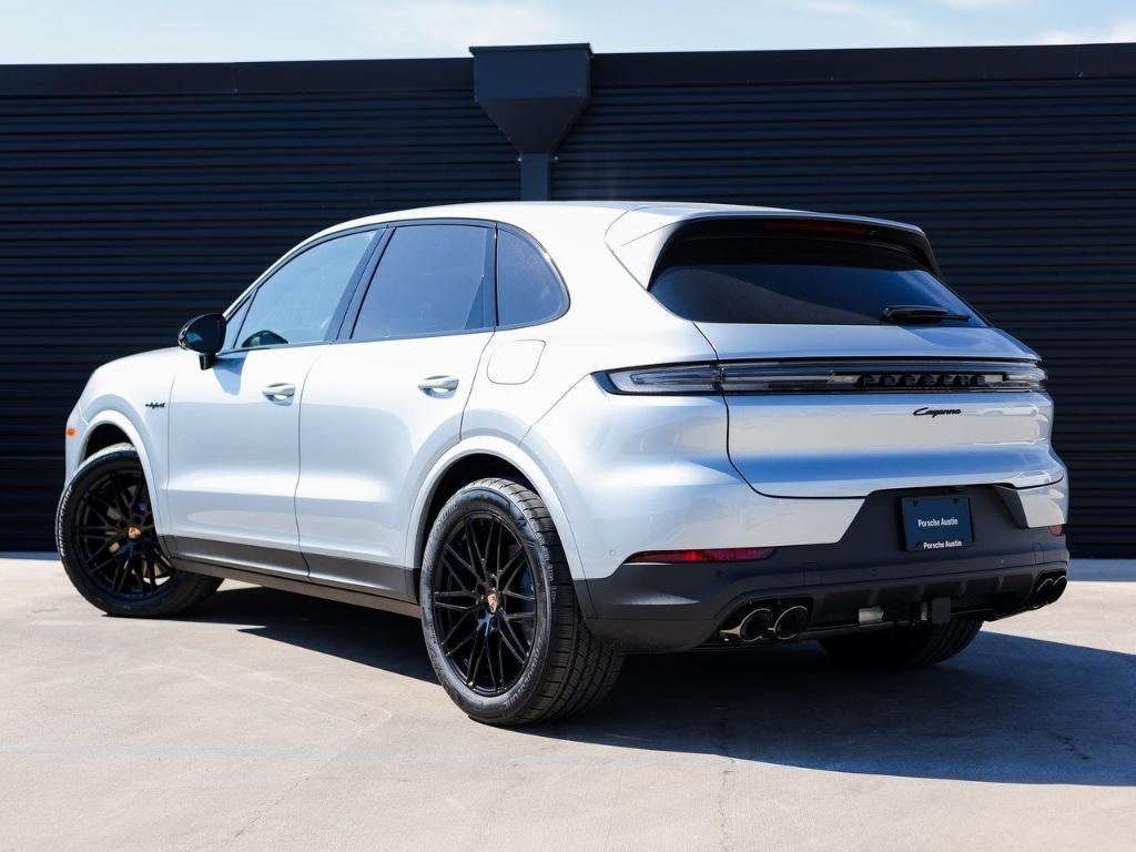 new 2026 Porsche Cayenne car