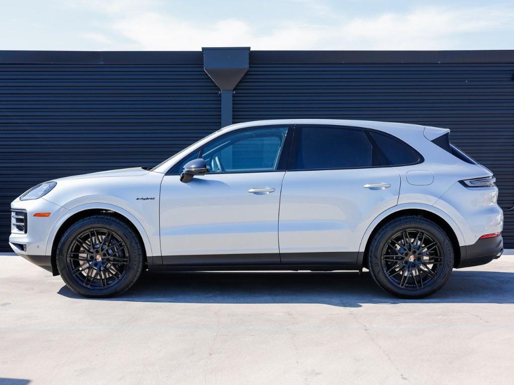 new 2026 Porsche Cayenne car