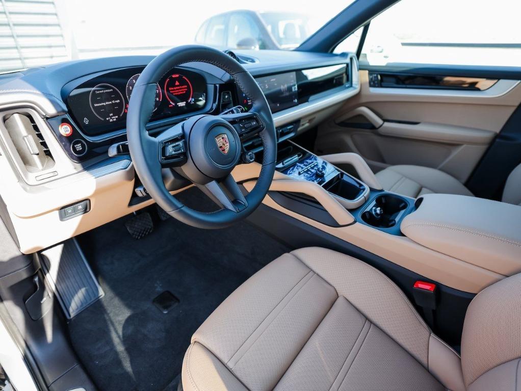 new 2025 Porsche Cayenne car