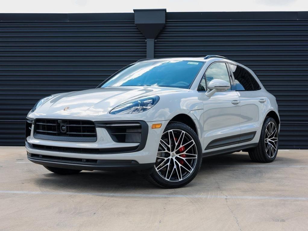 new 2025 Porsche Macan car