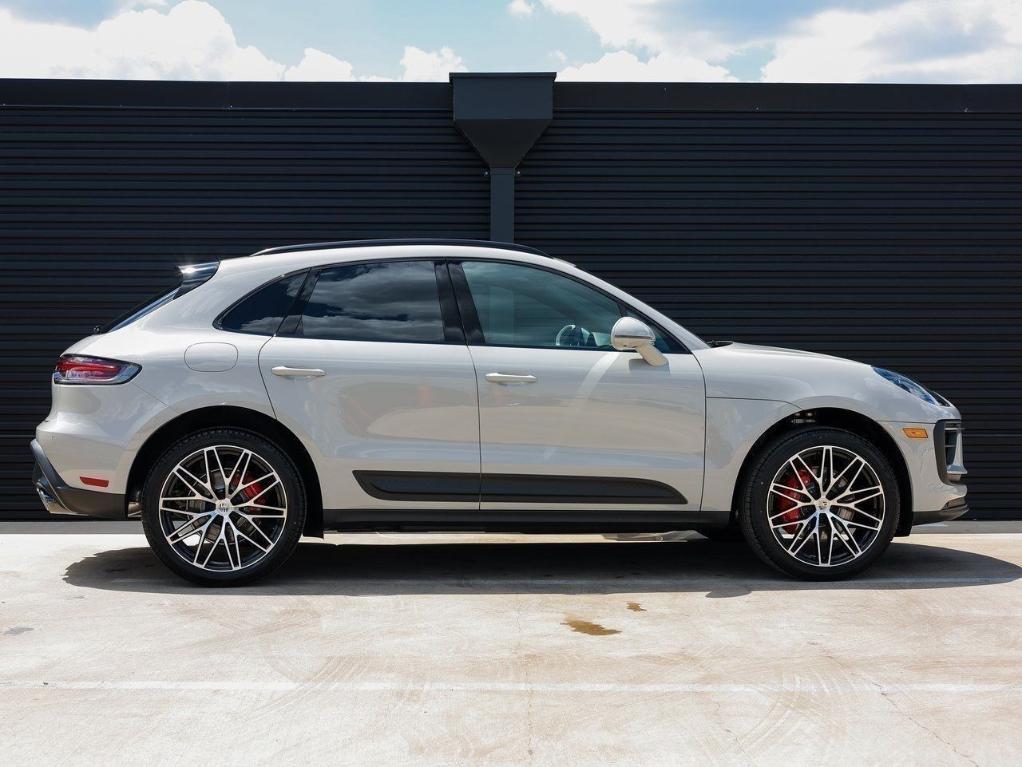 new 2025 Porsche Macan car