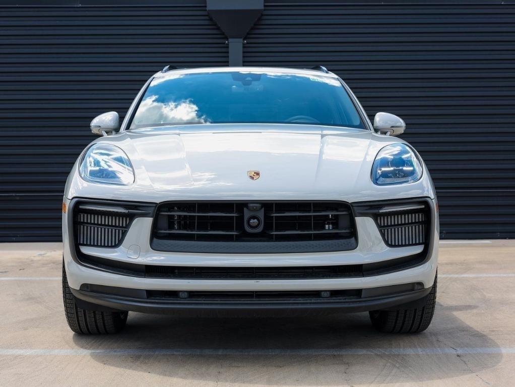 new 2025 Porsche Macan car