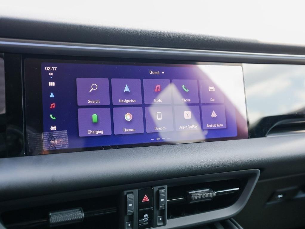 new 2025 Porsche Macan car