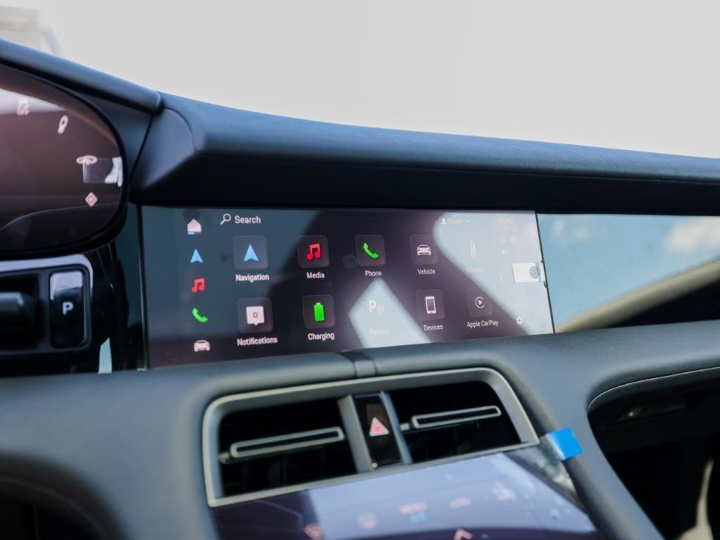 new 2025 Porsche Taycan car