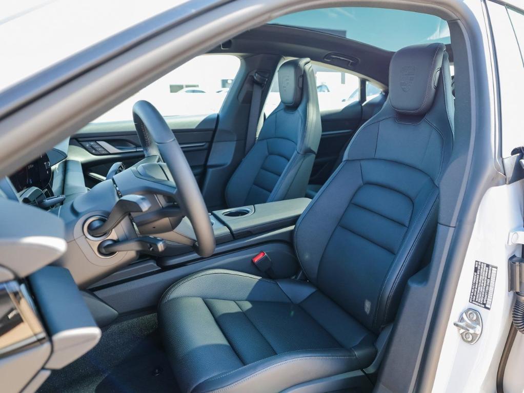 new 2025 Porsche Taycan car