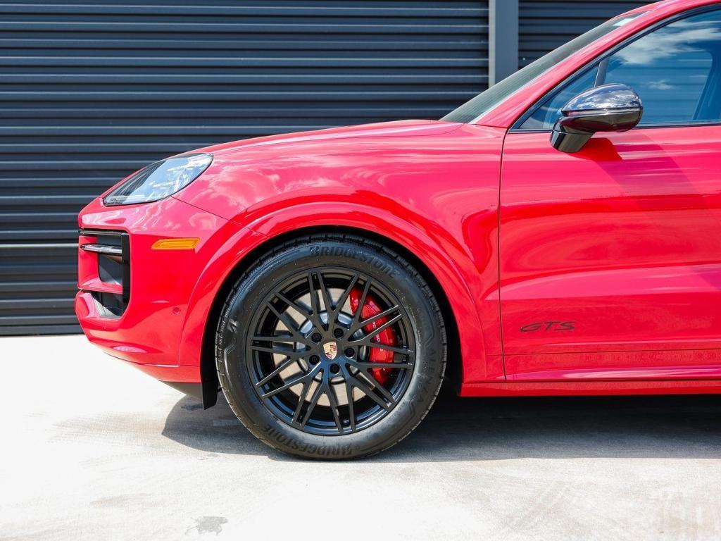 new 2026 Porsche Cayenne car