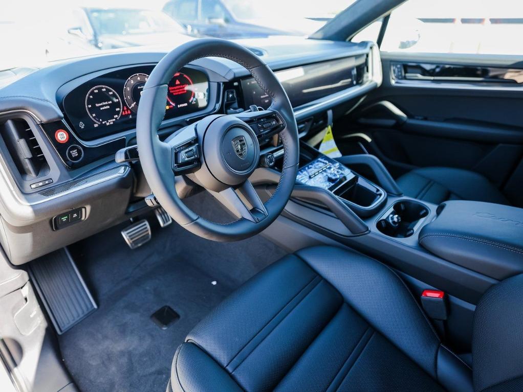 new 2025 Porsche Cayenne car