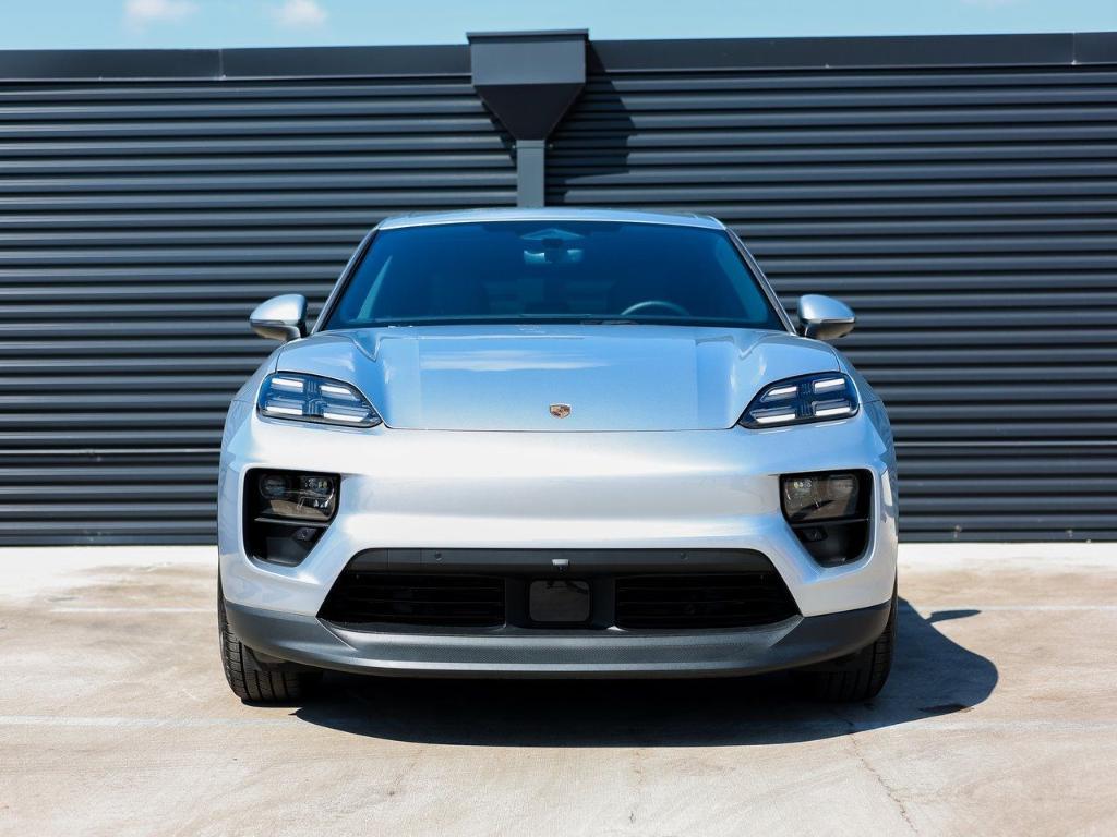 new 2025 Porsche Macan car