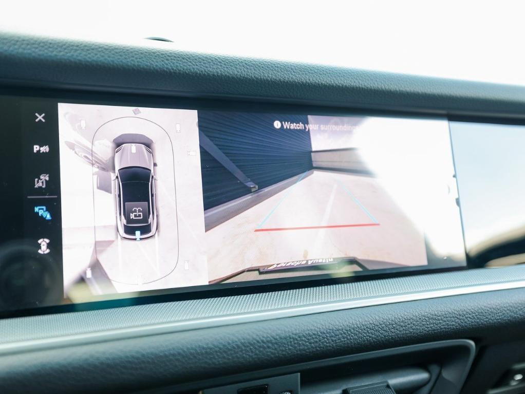 new 2025 Porsche Cayenne car