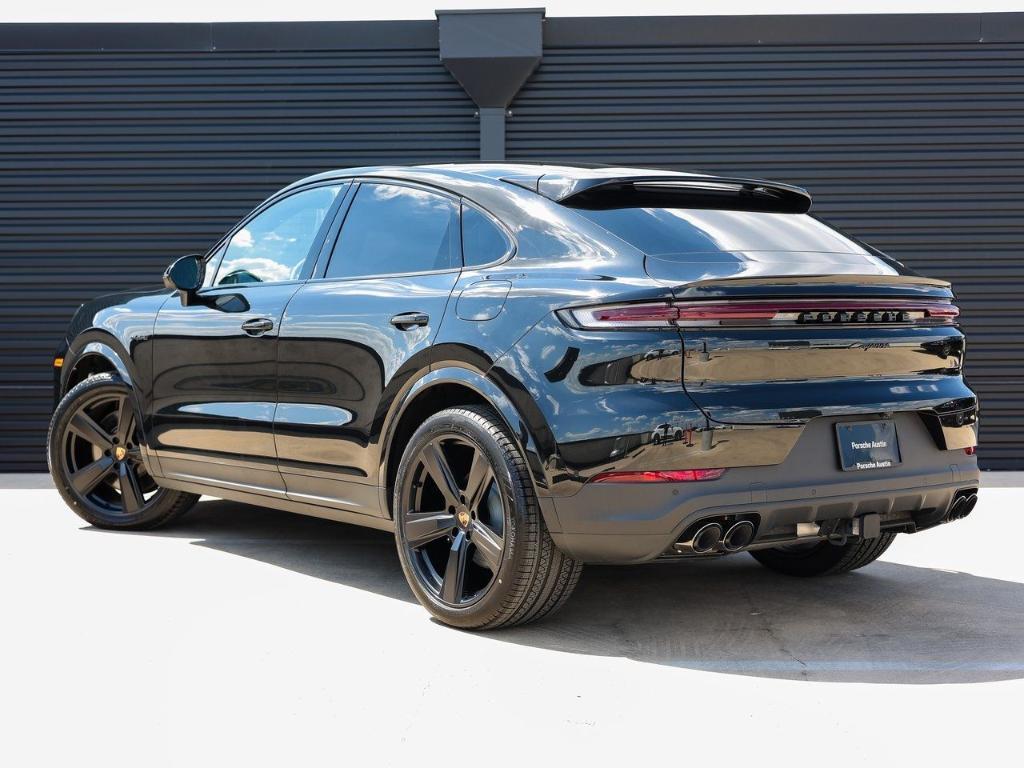 new 2025 Porsche Cayenne car