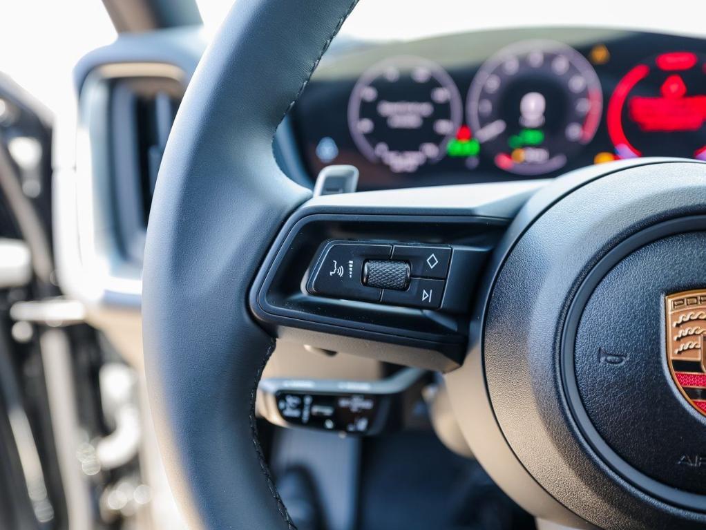 new 2025 Porsche Cayenne car