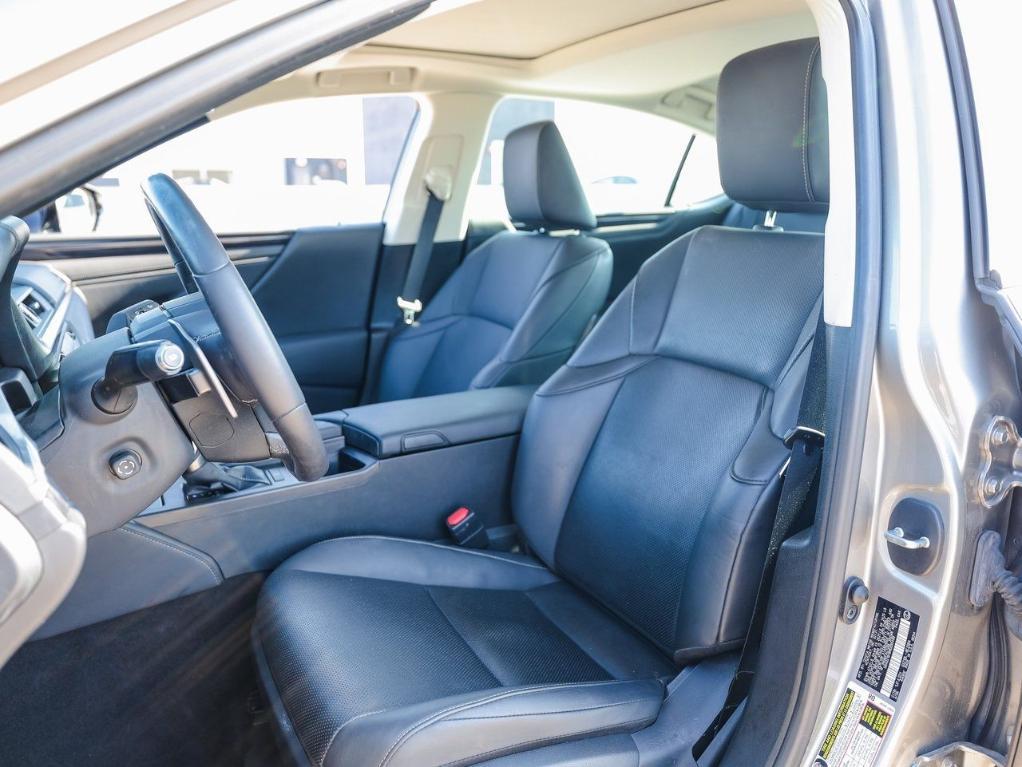 used 2021 Lexus ES 350 car, priced at $31,990