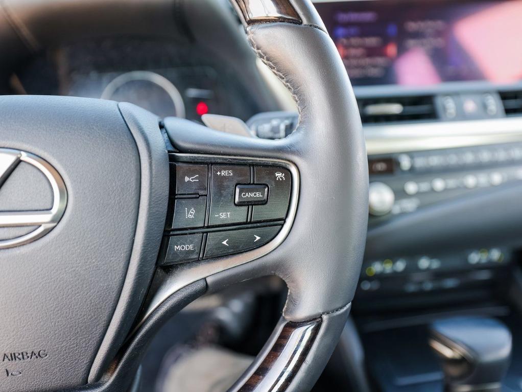 used 2021 Lexus ES 350 car, priced at $31,990