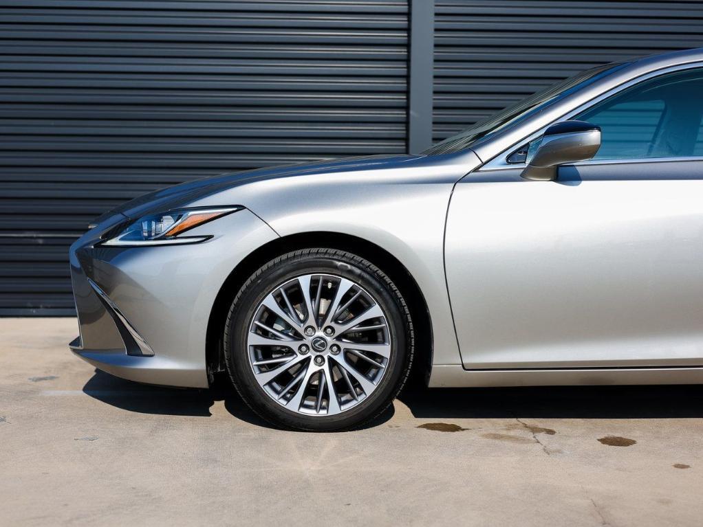 used 2021 Lexus ES 350 car, priced at $31,990