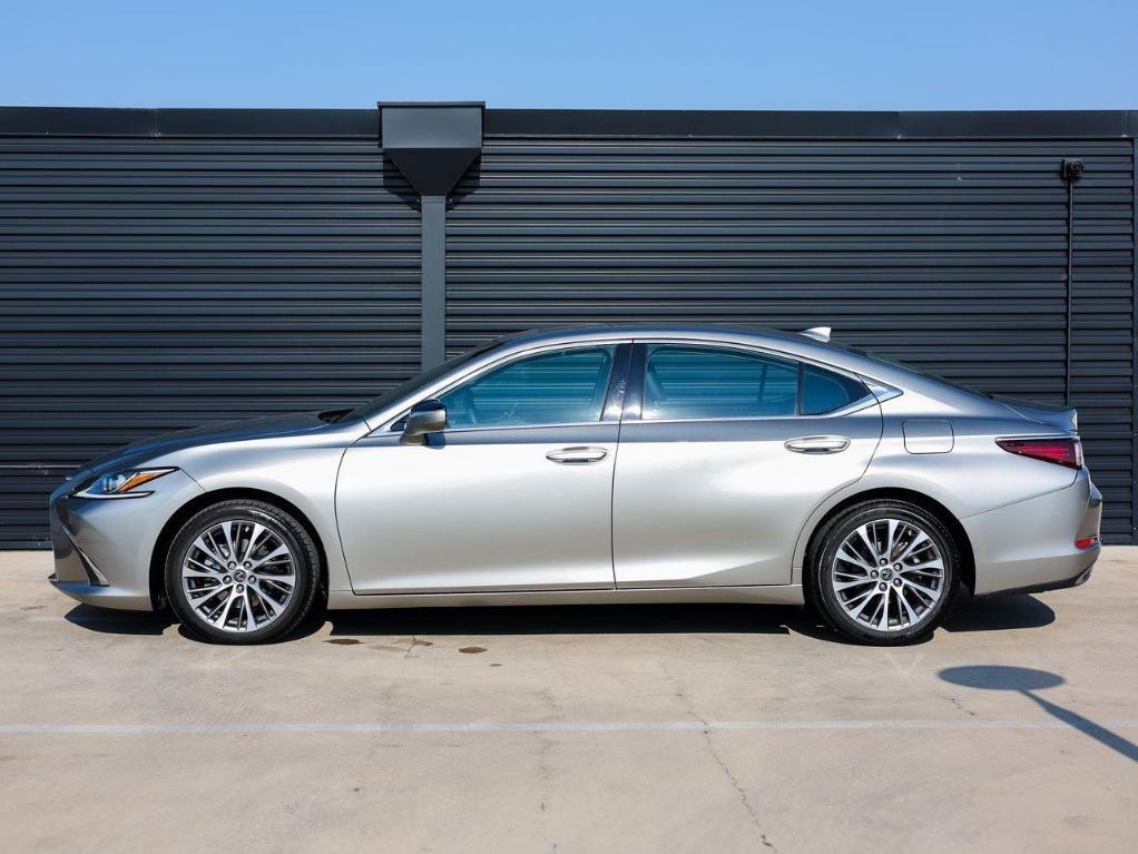 used 2021 Lexus ES 350 car, priced at $31,990