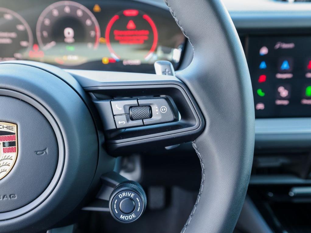 new 2025 Porsche Cayenne car